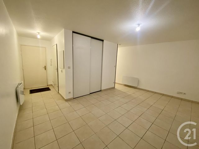 Appartement F1 à louer - 1 pièce - 32.42 m2 - LA FERTE GAUCHER - 77 - ILE-DE-FRANCE - Century 21 A.S.M.